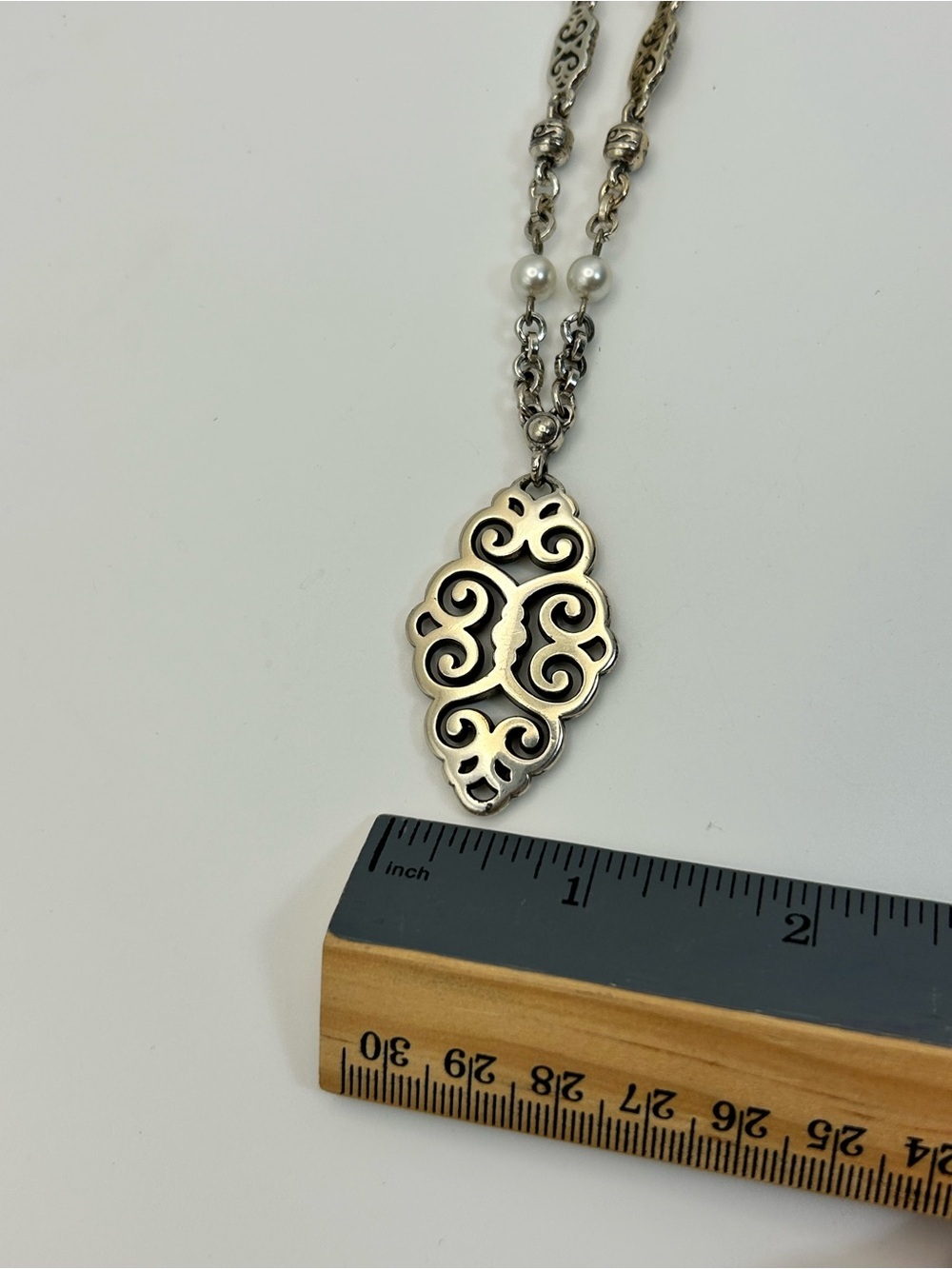 Brighton Geneva Pendant Necklace Silver Plated Faux Pearls Faded Gold Tone 20" - Picture 9 of 10